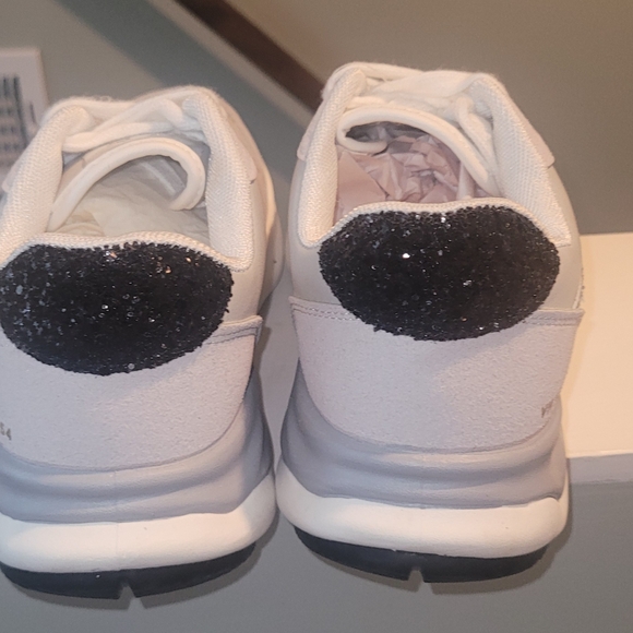 Vintage Havana Run Sneaker - Picture 4 of 11